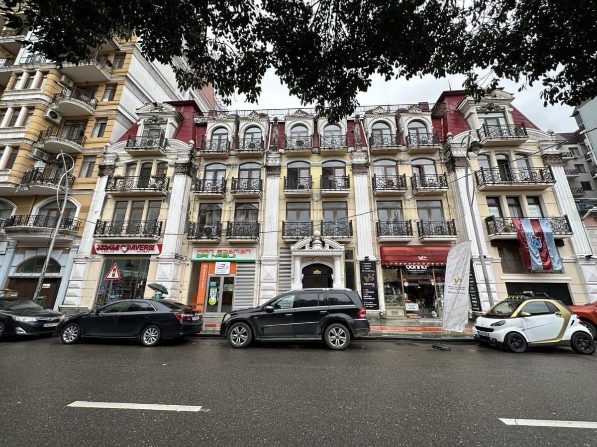 Tavdadebuli Apartment Batumi Bagian luar foto