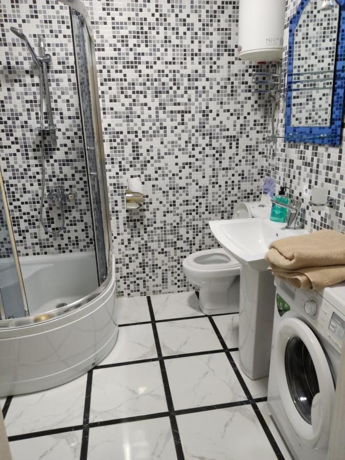 Tavdadebuli Apartment Batumi Bagian luar foto